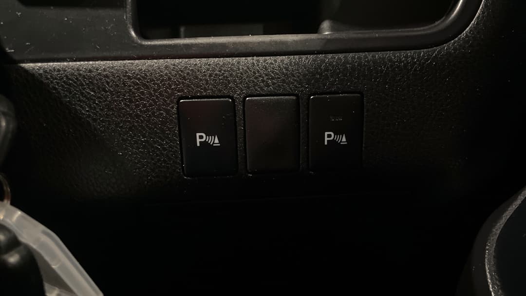 2017 Toyota Kluger Gx (4x2), Automatic, 138520 km, Utility Switches/Buttons
