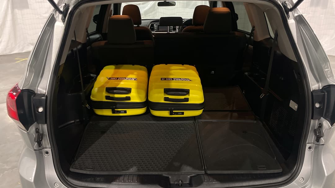 2017 Toyota Kluger Gx (4x2), Automatic, 138520 km, Boot Inside View with Luggage