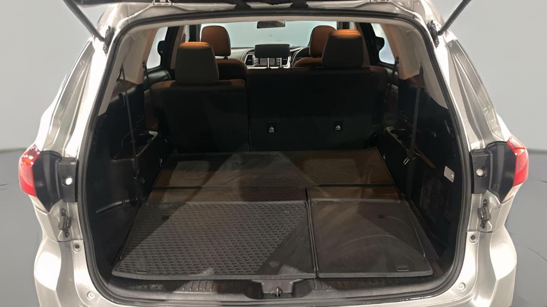 2017 Toyota Kluger Gx (4x2), Automatic, 138520 km, Boot Inside View