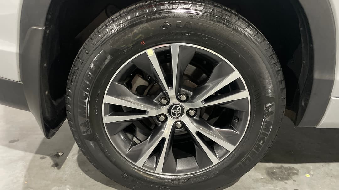 2017 Toyota Kluger Gx (4x2), Automatic, 138520 km, Right Rear Wheel