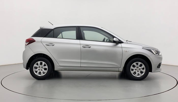 2015 Hyundai Elite i20 MAGNA 1.2, Petrol, Manual, 31,833 km, Right Side View