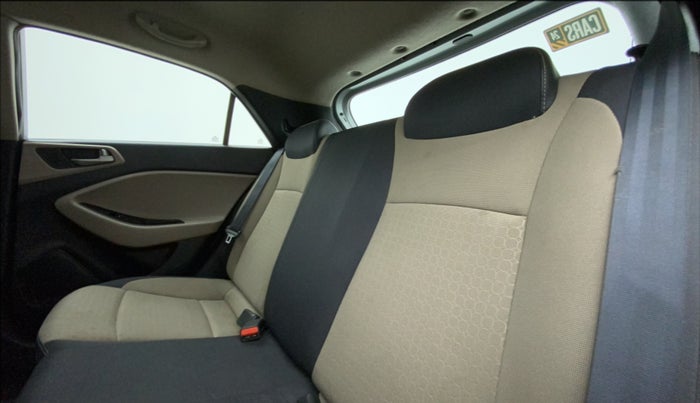 2015 Hyundai Elite i20 MAGNA 1.2, Petrol, Manual, 31,833 km, Right Side Rear Door Cabin