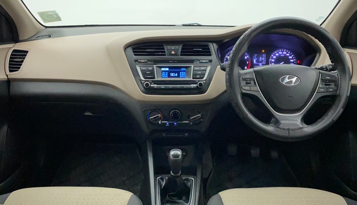 2015 Hyundai Elite i20 MAGNA 1.2, Petrol, Manual, 31,833 km, Dashboard