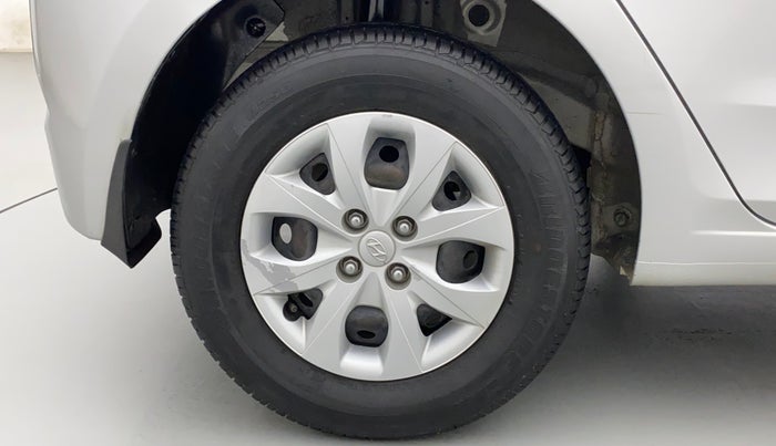 2015 Hyundai Elite i20 MAGNA 1.2, Petrol, Manual, 31,833 km, Right Rear Wheel