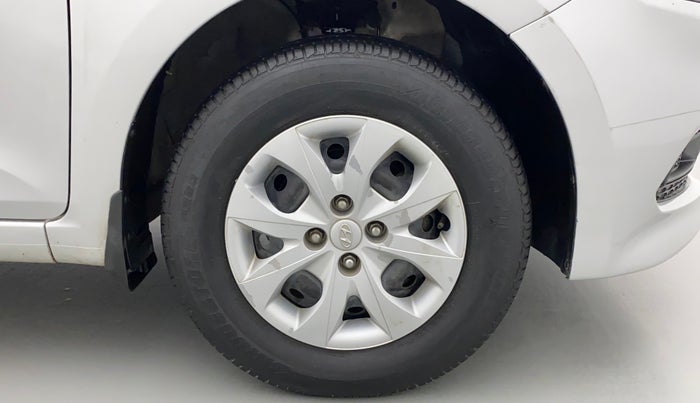 2015 Hyundai Elite i20 MAGNA 1.2, Petrol, Manual, 31,833 km, Right Front Wheel
