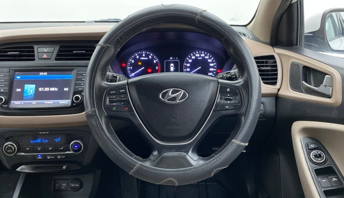2015 Hyundai Elite i20 ASTA 1.2 (O), Petrol, Manual, 30,940 km, Steering Wheel Close Up