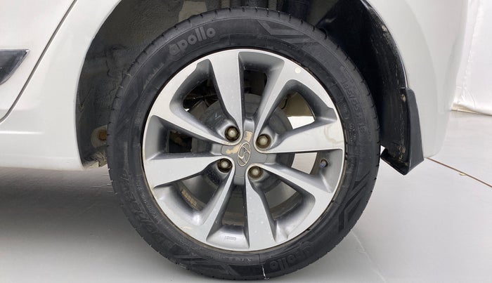 2015 Hyundai Elite i20 ASTA 1.2 (O), Petrol, Manual, 30,940 km, Left Rear Wheel