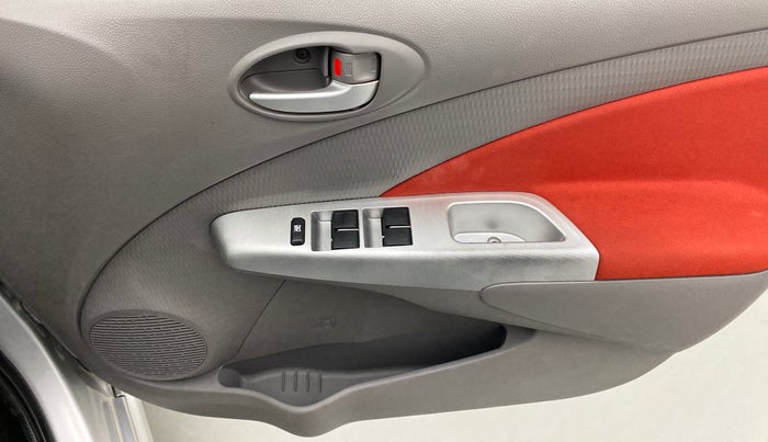 2011 Toyota Etios VX, Petrol, Manual, 11,557 km, Driver Side Door Panels Control