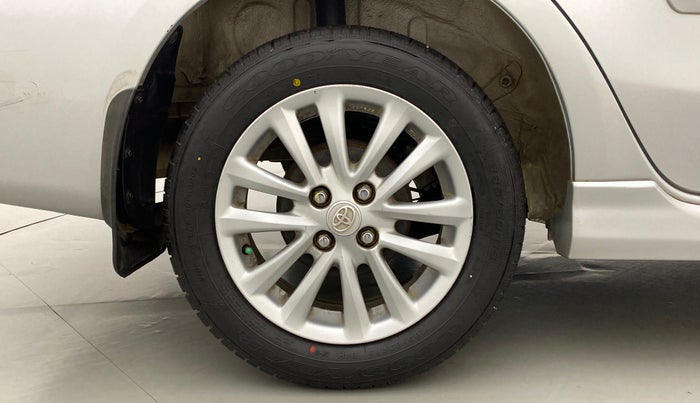 2011 Toyota Etios VX, Petrol, Manual, 11,557 km, Right Rear Wheel