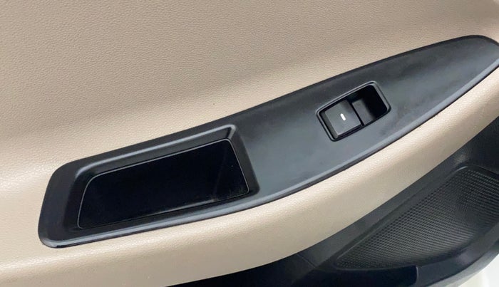 2019 Hyundai Elite i20 ASTA 1.2 (O), Petrol, Manual, 6,402 km, Left rear window switch / handle - Switch/handle not functional