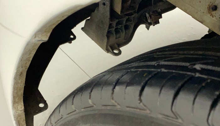 2015 Hyundai Xcent S (O) 1.2, Petrol, Manual, 87,042 km, Left fender - Lining missing