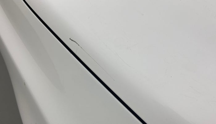 2014 Datsun Go T, Petrol, Manual, 39,307 km, Bonnet (hood) - Minor scratches