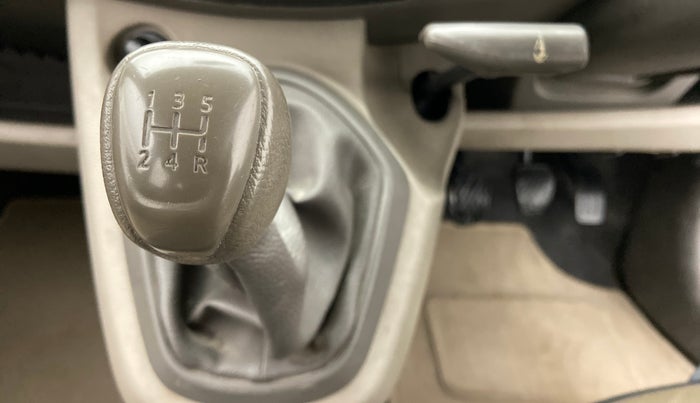 2014 Datsun Go T, Petrol, Manual, 39,307 km, Gear Lever