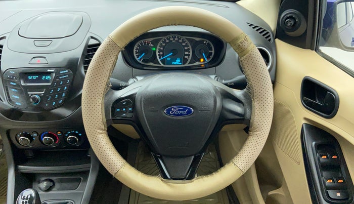 2015 Ford Figo Aspire 1.2 TREND PETROL, Petrol, Manual, 34,896 km, Steering Wheel Close-up