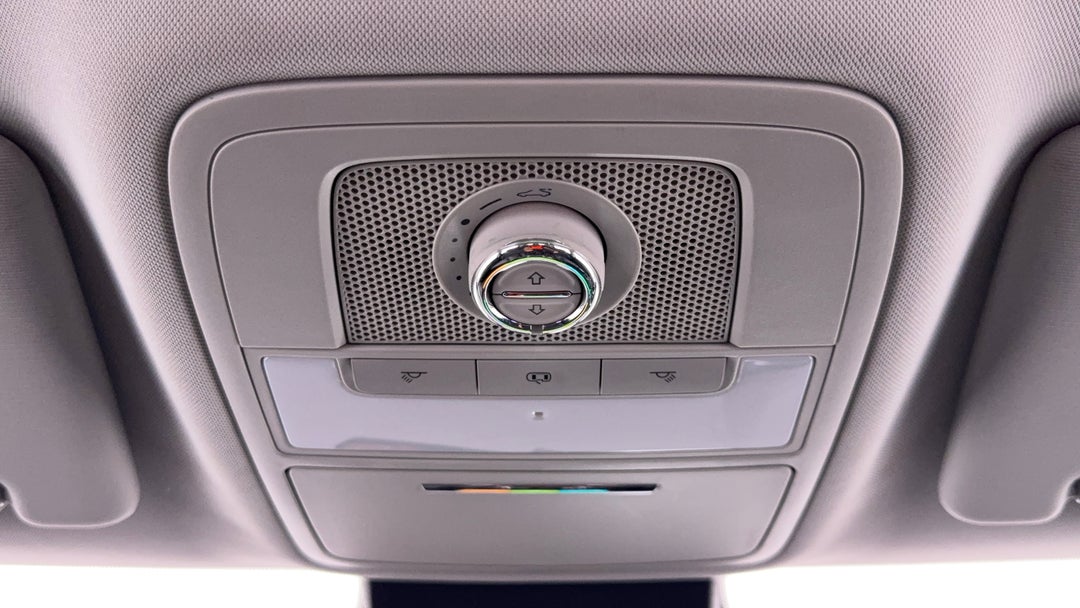 2022 MG Zst Essence, Automatic, 18496 km, On-Roof Controls/Sunglass holder