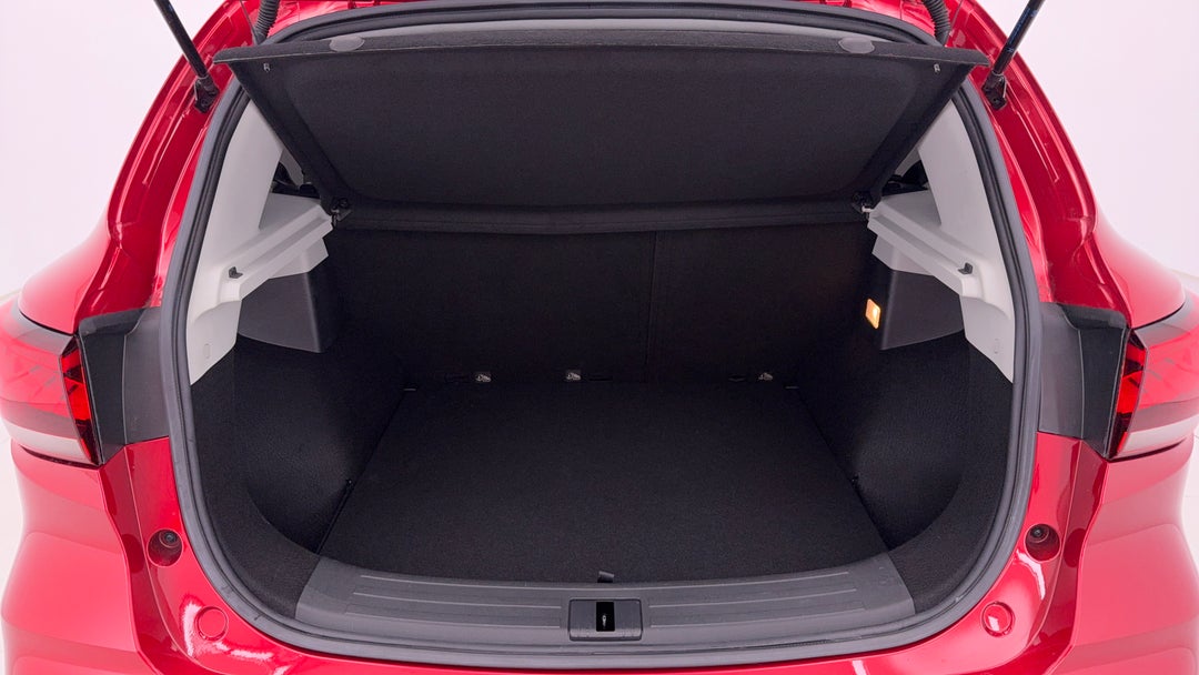 2022 MG Zst Essence, Automatic, 18496 km, Boot Inside View