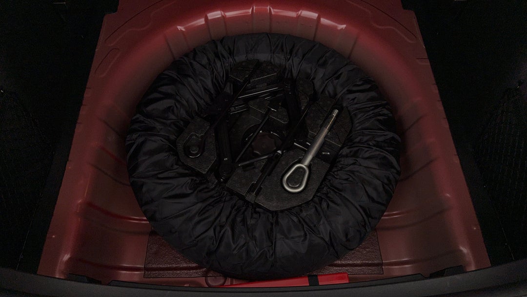 2022 MG Zst Essence, Automatic, 18496 km, Spare Wheel