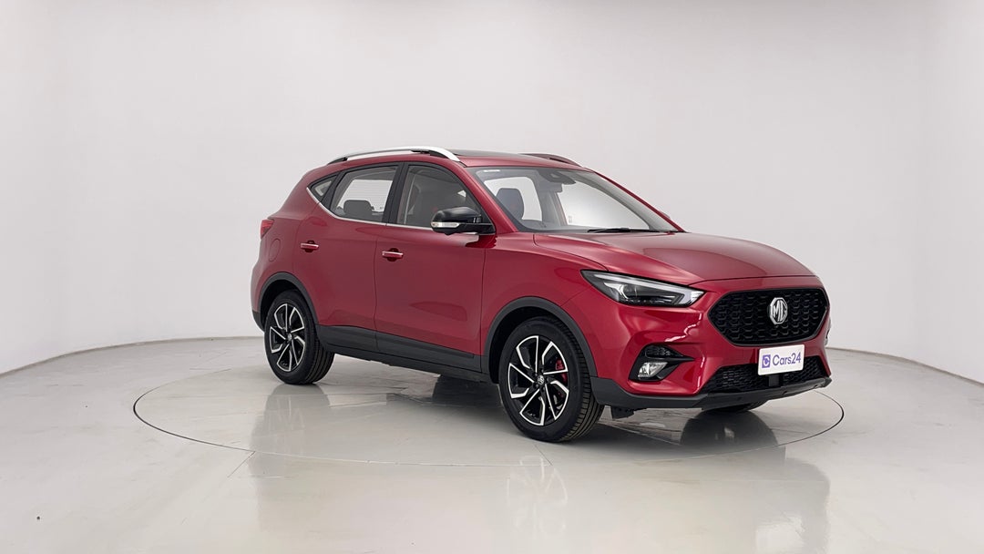 2022 MG Zst Essence, Automatic, 18496 km, Right Front Diagonal (45- Degree) View
