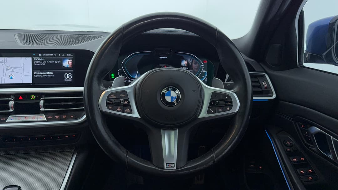 2021 BMW 3 30e M Sport Phev, Automatic, 47835 km, Steering Wheel Close-up