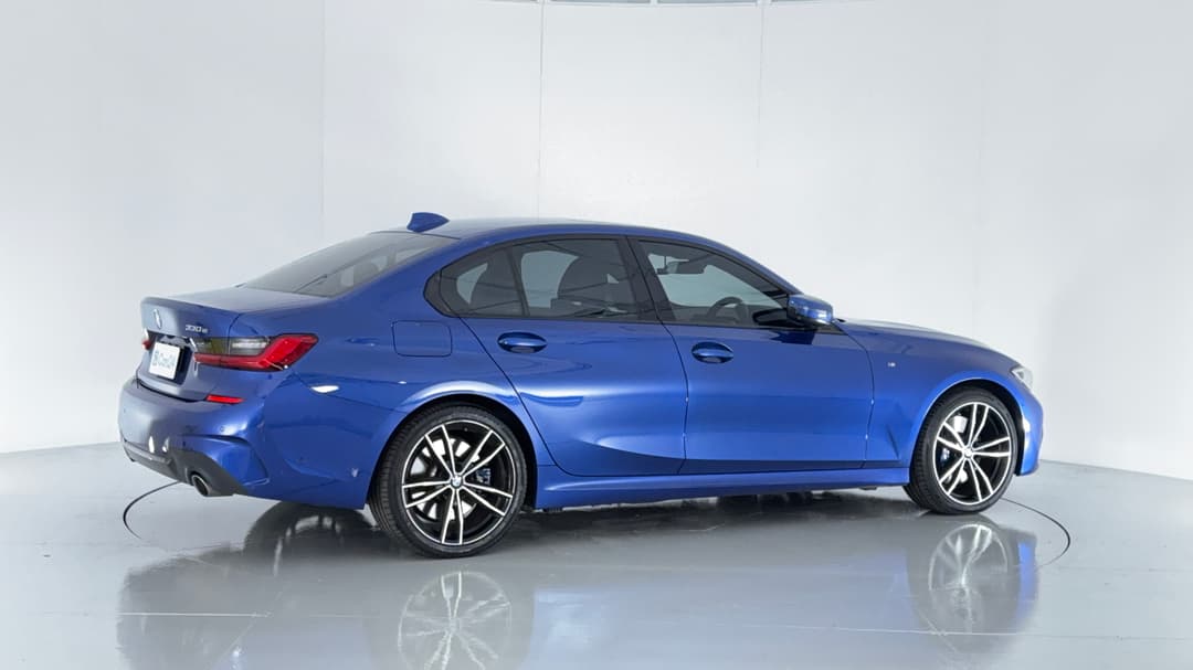 2021 BMW 3 30e M Sport Phev, Automatic, 47835 km, Right Back Diagonal (45- Degree) View