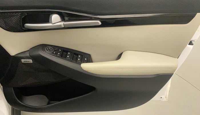 2019 KIA SELTOS HTX PLUS AT1.5 DIESEL, Diesel, Automatic, 48,072 km, Driver Side Door Panels Control