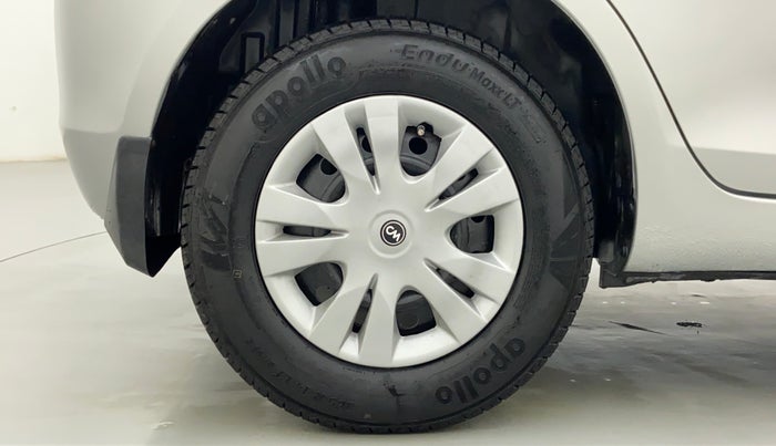 2012 Maruti Swift VDI, Diesel, Manual, 38,289 km, Right Rear Wheel