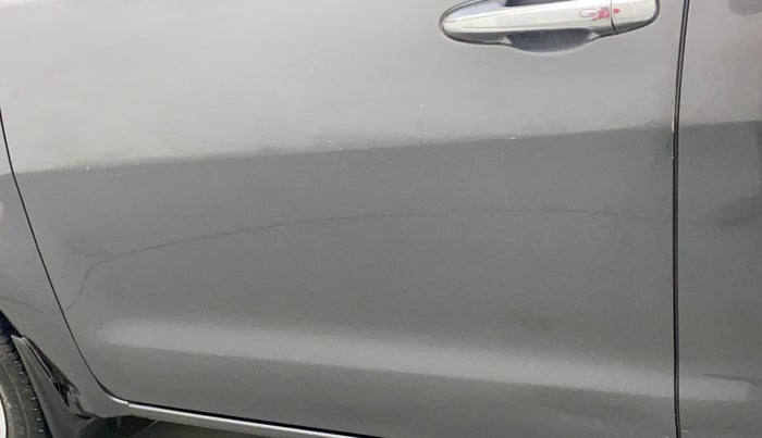 2018 Toyota Innova Crysta 2.8 ZX AT 7 STR, Diesel, Automatic, 47,029 km, Front passenger door - Minor scratches