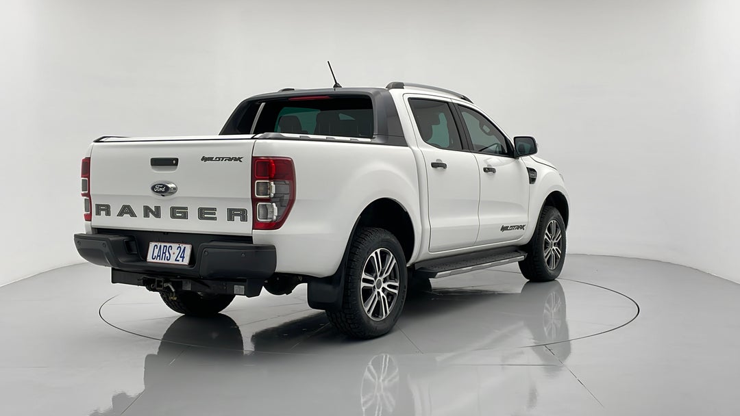 Right Back Diagonal (45- Degree) View