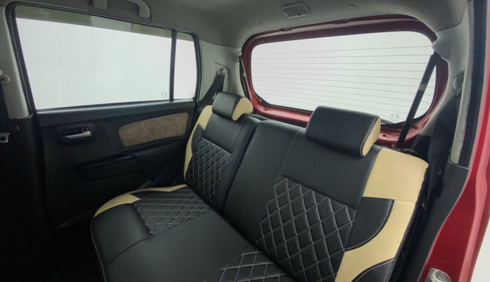 2017 Maruti Wagon R 1.0 VXI, Petrol, Manual, 78,737 km, Right Side Rear Door Cabin