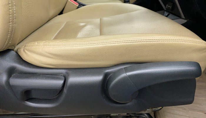 2018 Honda City VX MT PETROL, Petrol, Manual, 49,865 km, Driver Side Adjustment Panel