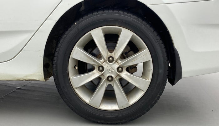 2012 Hyundai Verna FLUIDIC 1.6 VTVT SX, Petrol, Manual, 74,925 km, Left Rear Wheel