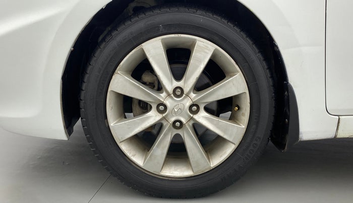 2012 Hyundai Verna FLUIDIC 1.6 VTVT SX, Petrol, Manual, 74,925 km, Left Front Wheel