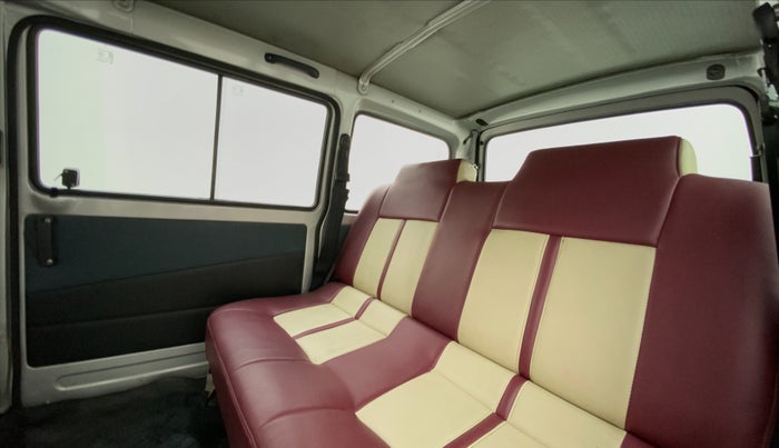 2015 Maruti Omni 5 STR, Petrol, Manual, 38,233 km, Right Side Rear Door Cabin