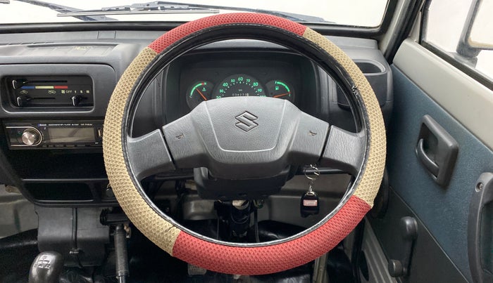 2015 Maruti Omni 5 STR, Petrol, Manual, 38,233 km, Steering Wheel Close Up