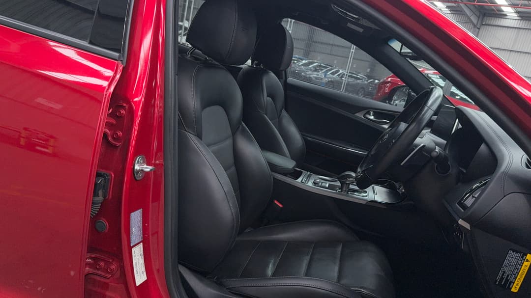 2019 Kia Stinger Gt (red Leather), Automatic, 135957 km, Right Side Front Door Cabin View