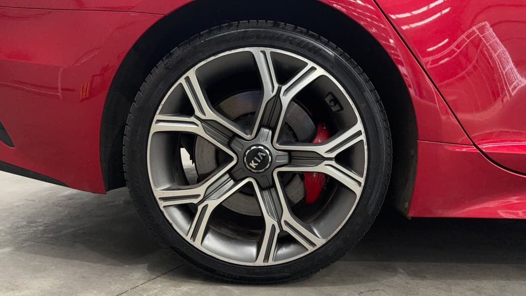 2019 Kia Stinger Gt (red Leather), Automatic, 135957 km, Right Rear Wheel