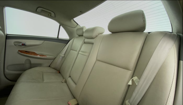 2010 Toyota Corolla Altis VL AT, Petrol, Automatic, 48,863 km, Right Side Rear Door Cabin