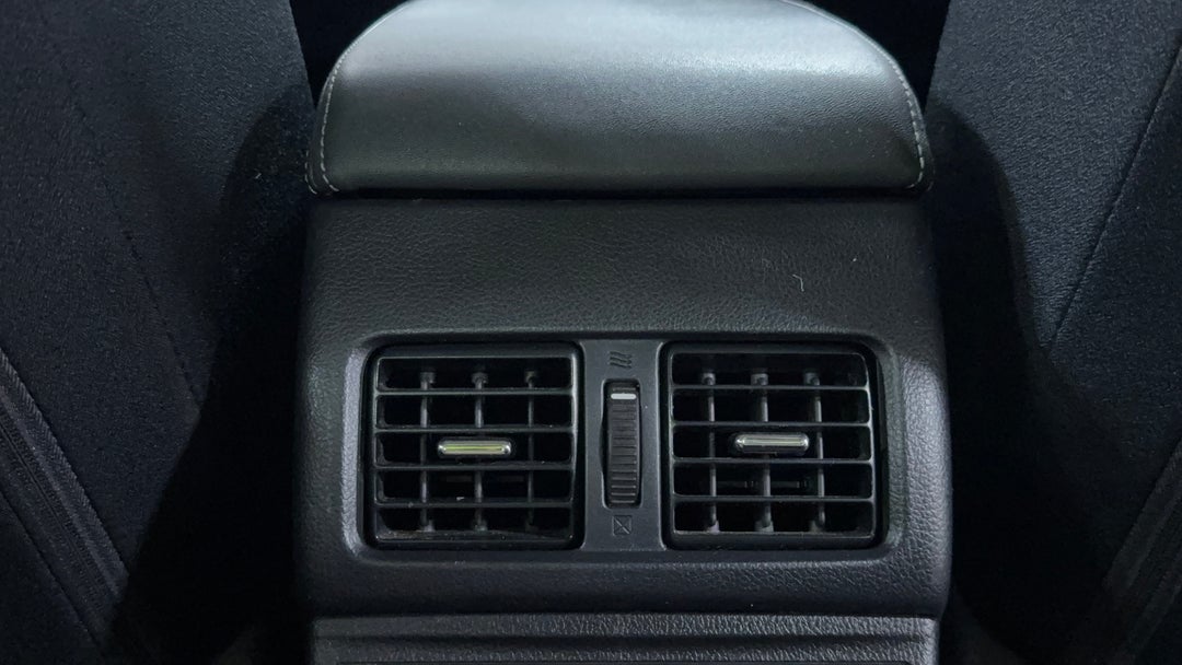 Rear A/C Vent