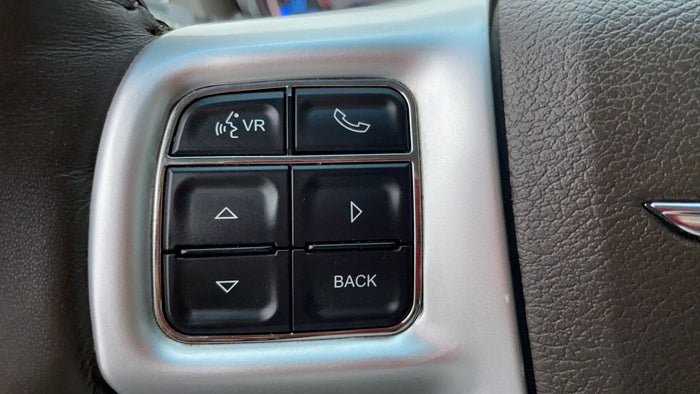 Chrysler Grand Voyager-Drivers Control