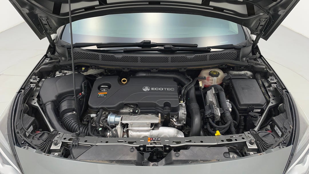 Open Bonnet (Engine)