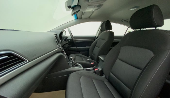 2016 Hyundai New Elantra 2.0 SX AT PETROL, Petrol, Automatic, 30,445 km, Right Side Front Door Cabin