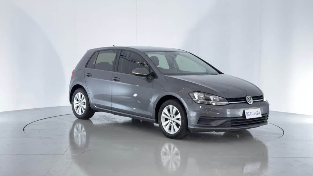 2018 Volkswagen Golf 110tsi, Automatic, 81960 km, Right Front Diagonal (45- Degree) View