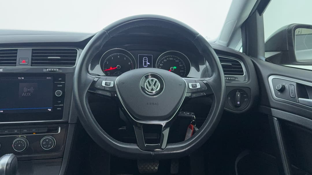 2018 Volkswagen Golf 110tsi, Automatic, 81960 km, Steering Wheel Close-up