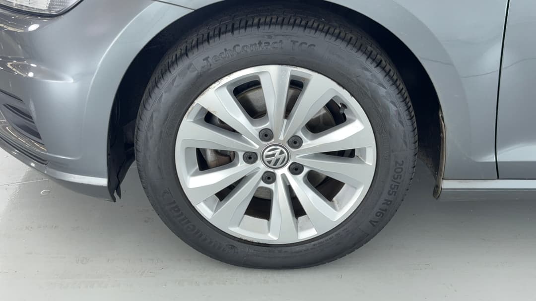 2018 Volkswagen Golf 110tsi, Automatic, 81960 km, Left Front Wheel