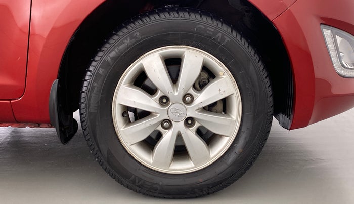 2013 Hyundai i20 SPORTZ 1.2 VTVT, Petrol, Manual, 29,182 km, Right Front Wheel