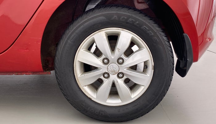 2013 Hyundai i20 SPORTZ 1.2 VTVT, Petrol, Manual, 29,182 km, Left Rear Wheel