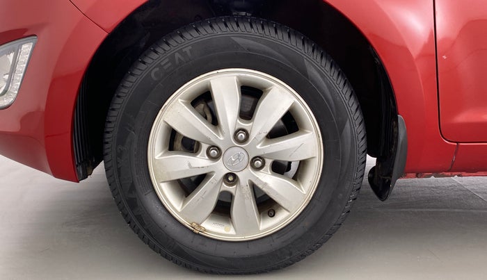2013 Hyundai i20 SPORTZ 1.2 VTVT, Petrol, Manual, 29,182 km, Left Front Wheel