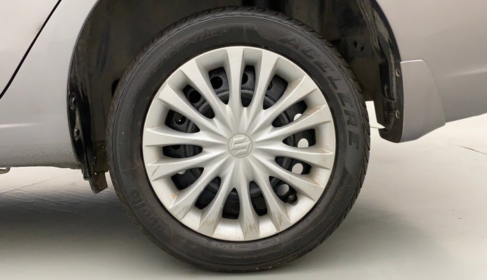 2015 Maruti Ciaz VXI+, Petrol, Manual, 98,152 km, Left Rear Wheel