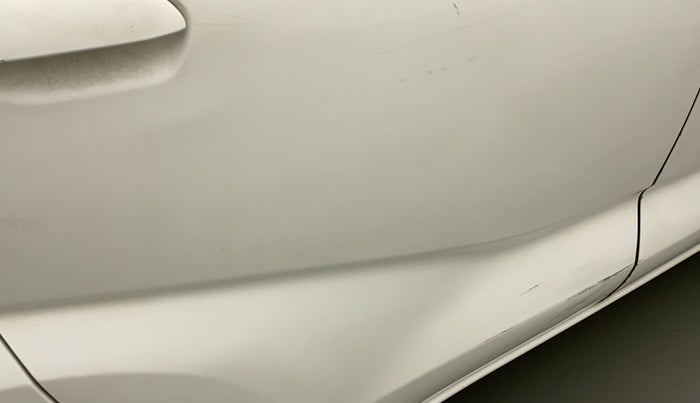 2018 Datsun Redi Go S 1.0, Petrol, Manual, 60,183 km, Right rear door - Minor scratches