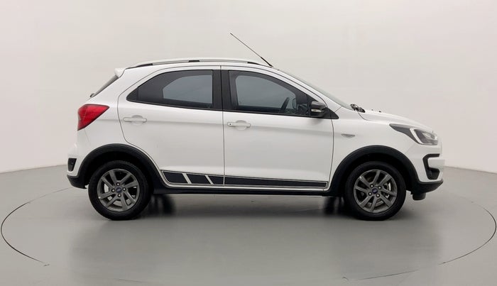 2018 Ford FREESTYLE TITANIUM + 1.2 TI-VCT, Petrol, Manual, 6,977 km, Right Side View